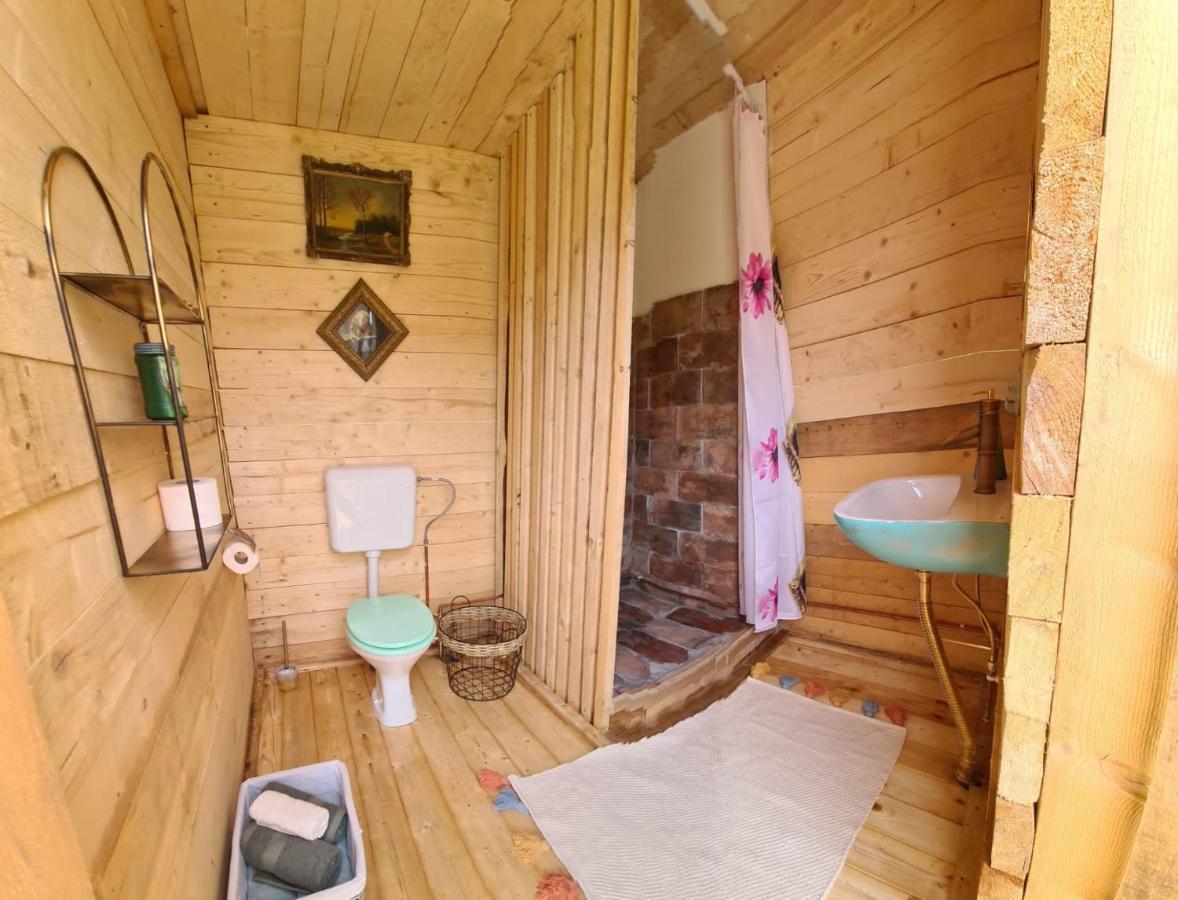 Hotel The Hunters Glamping Ciudanovita Exterior foto