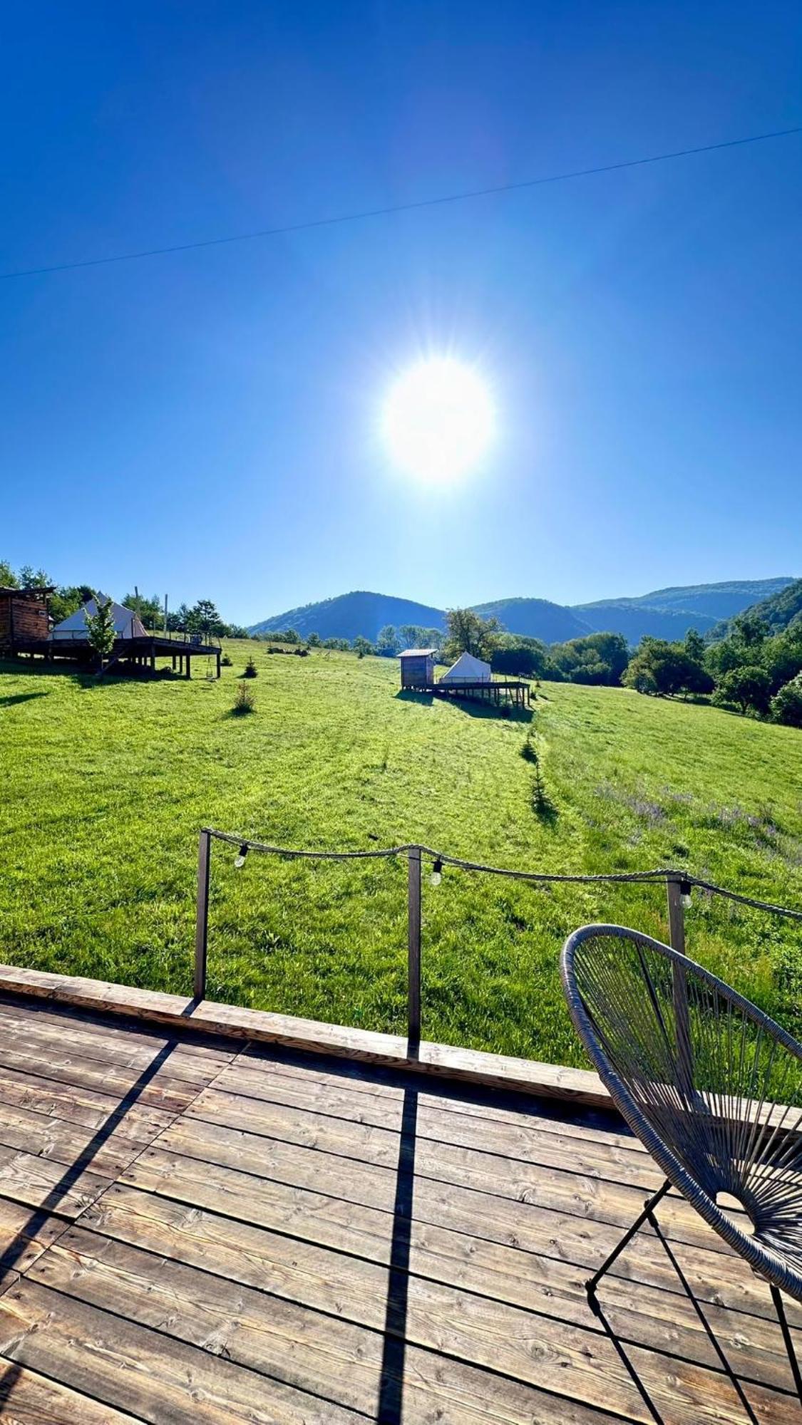 Hotel The Hunters Glamping Ciudanovita Exterior foto